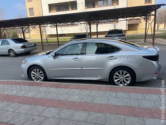 продам авто Lexus ES 300  фото 3