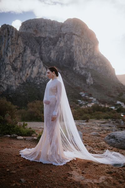 婚礼摄影师Daria Kro（dariakro）。2023 12月15日的照片