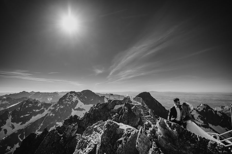 Wedding photographer Marcin Sosnicki (sosnicki). Photo of 24 April 2018