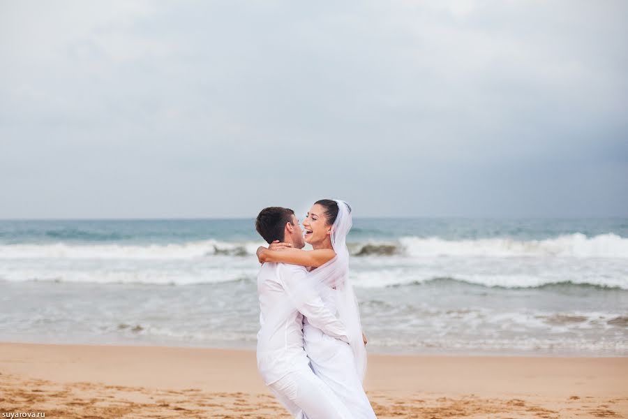 Wedding photographer Tatyana Suyarova (tatyanasuyarova). Photo of 9 February 2014