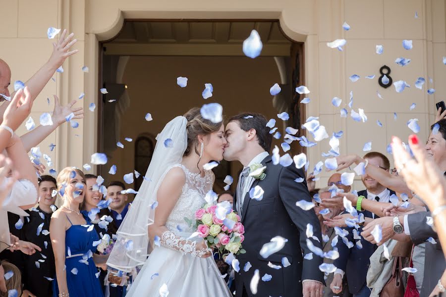 Wedding photographer Végh Gábor (domlartfoto). Photo of 23 February 2022