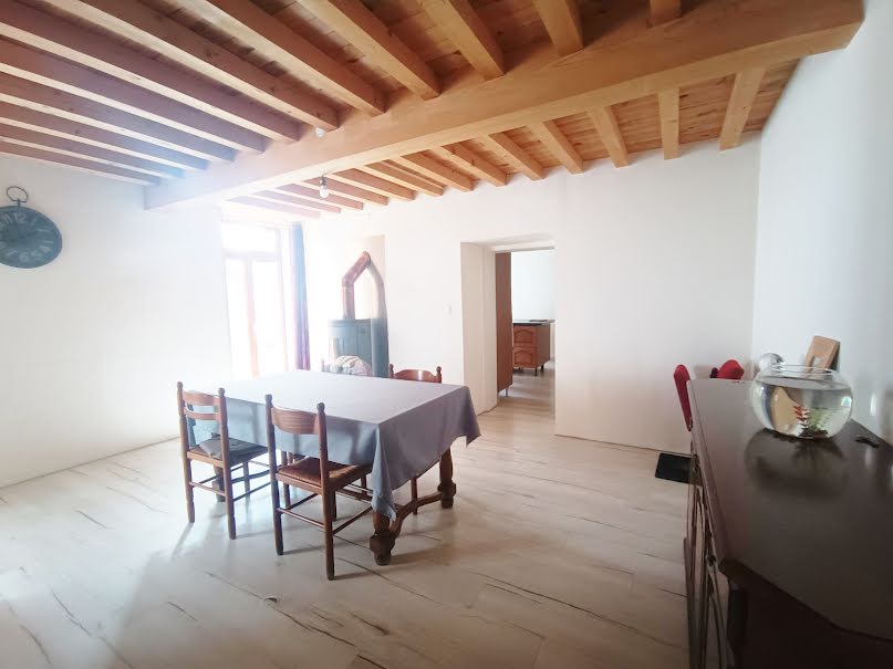 Vente maison 5 pièces 115 m² à Vernoux-en-Vivarais (07240), 180 200 €