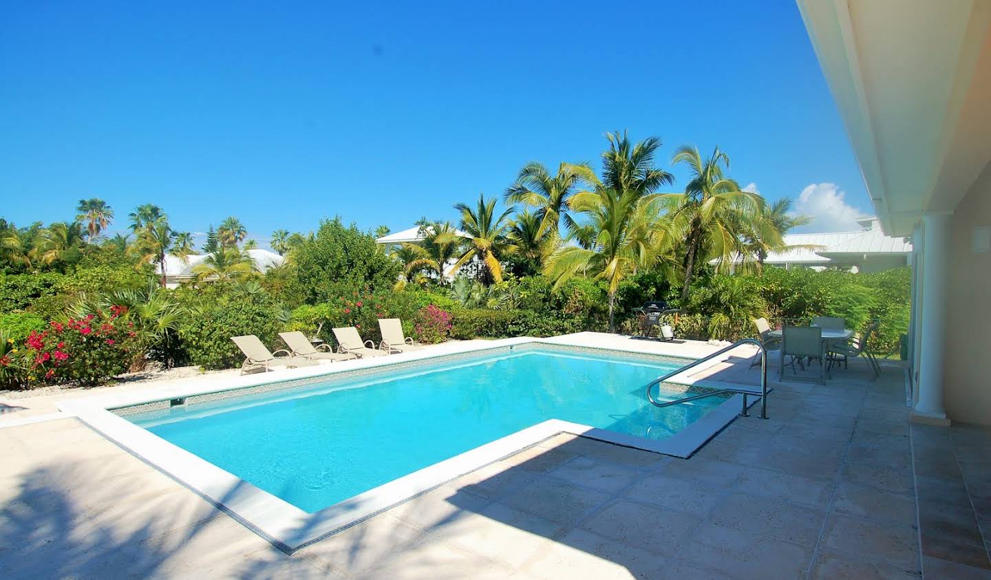 House with pool Providenciales