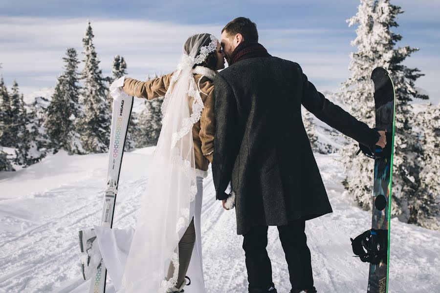 Photographe de mariage Denis Kalinkin (deniskalinkin). Photo du 24 mars 2016