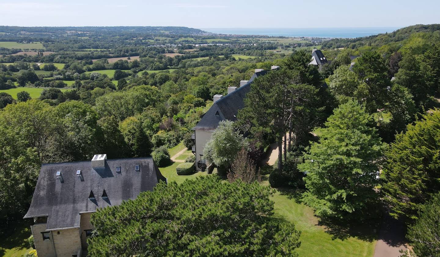 Apartment with terrace Tourgéville