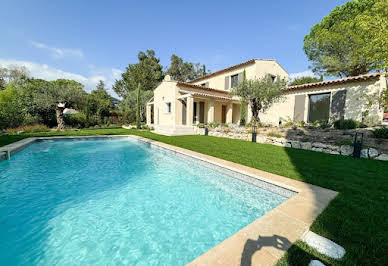 Villa with pool and terrace 2