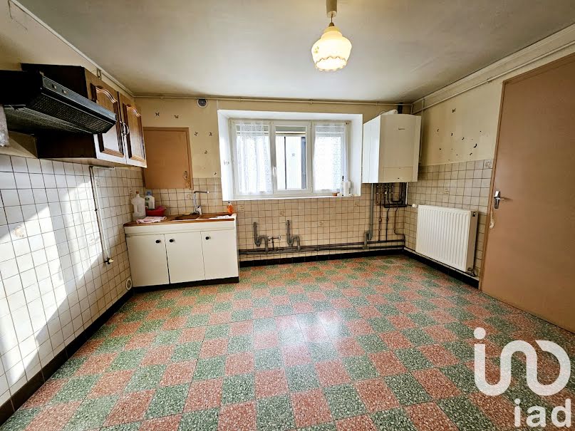 Vente maison 7 pièces 117 m² à Gespunsart (08700), 99 500 €