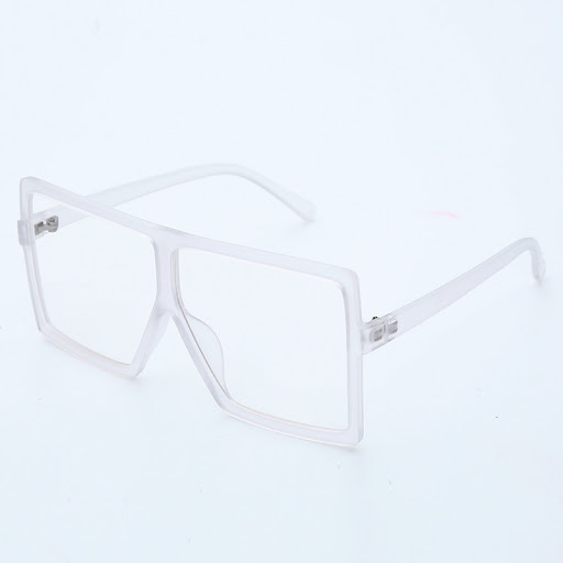 Title 18, Trendy Men and Women Fashion Hundred Tower Squa...
