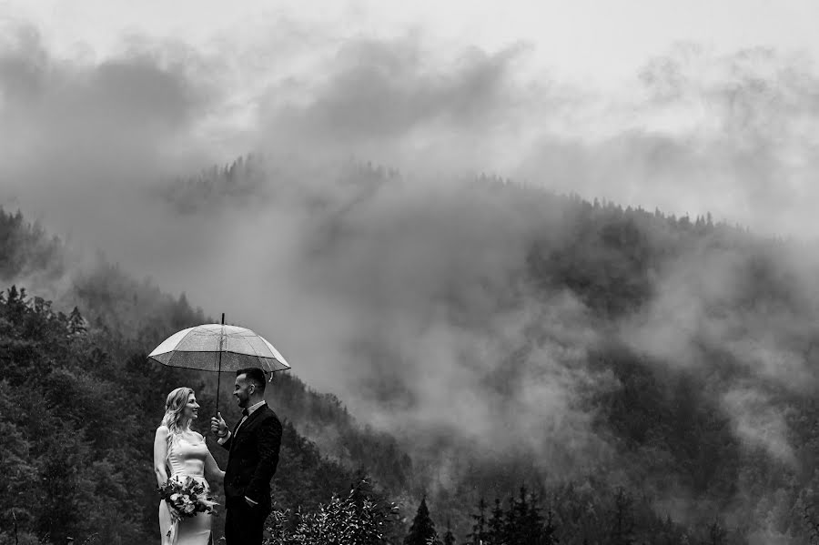 婚礼摄影师Ionut Fechete（fecheteionut）。2022 9月16日的照片