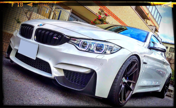 M4 クーペの新年のご挨拶・2020年に関するカスタム事例の投稿画像1枚目