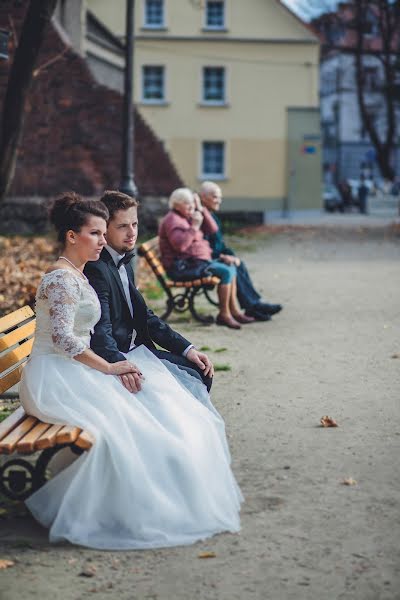 Fotógrafo de casamento Aleksandra Kubica (fotola). Foto de 8 de maio 2017