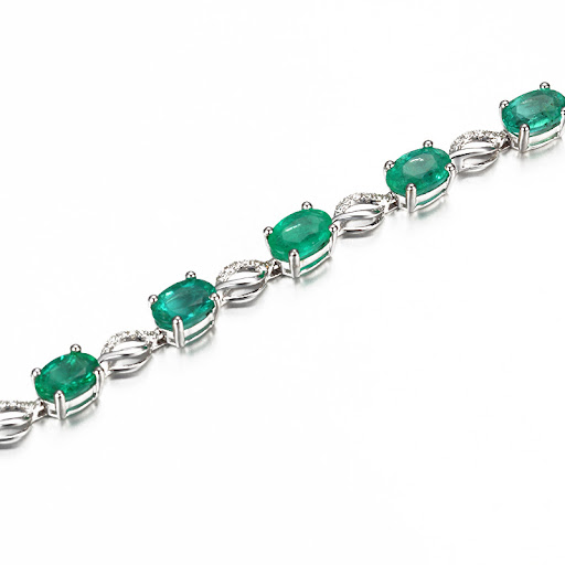 Title 5, Verzilverde armband