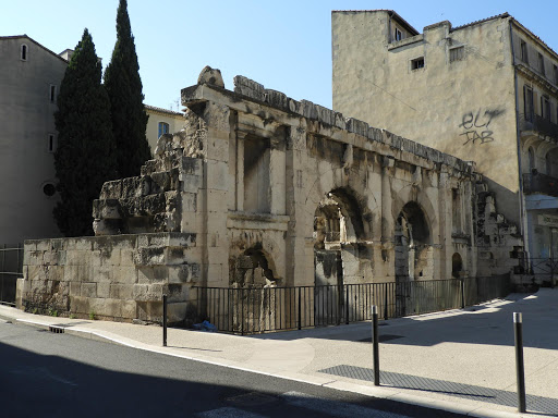 Porte Auguste