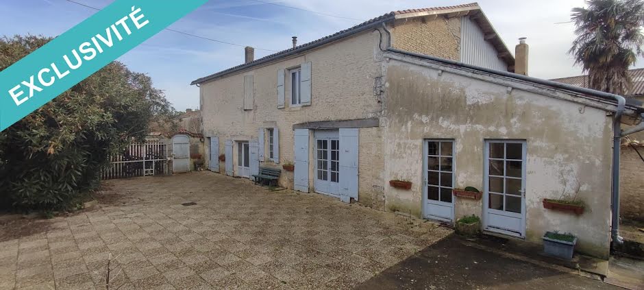 Vente maison 9 pièces 265 m² à Varaize (17400), 155 000 €