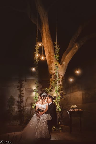 Wedding photographer Lizardo Cano (lizardo21). Photo of 3 August 2019