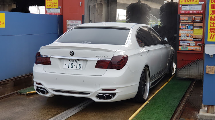 7シリーズのエムズガレージに関するカスタム事例の投稿画像3枚目