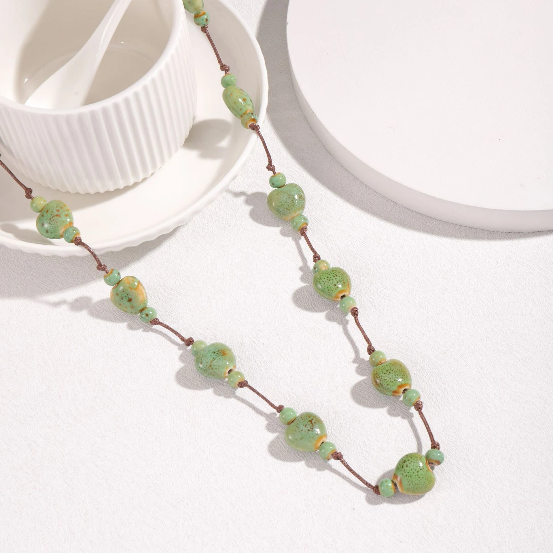 Title 18, Retro etnische hartvormige keramische ketting v...