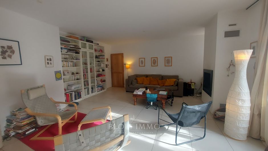 Vente propriété 10 pièces 230 m² à Blois (41000), 450 000 €