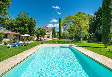 Maison avec piscine et jardin 1