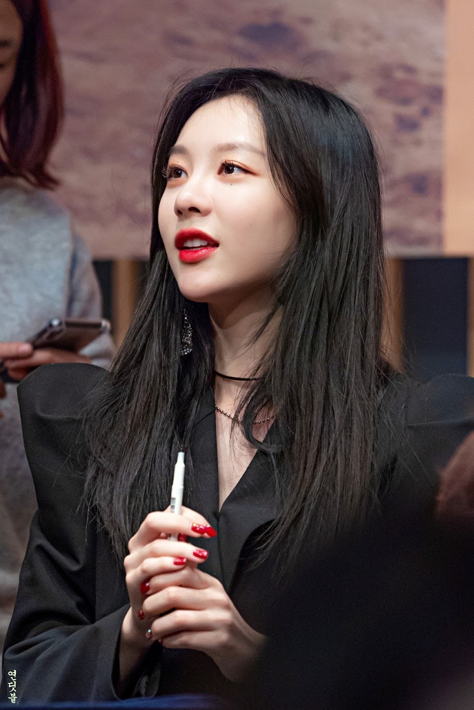 The 10 Youngest VS. The 10 Oldest K-Pop Idols Of The Fourth Generation