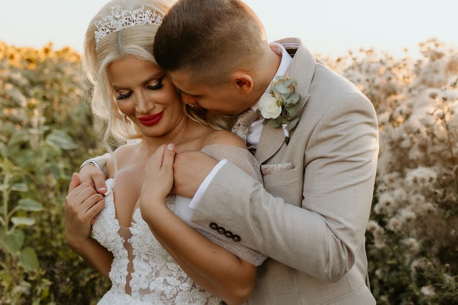 Fotografo di matrimoni Dora Deak (doradeak). Foto del 27 marzo