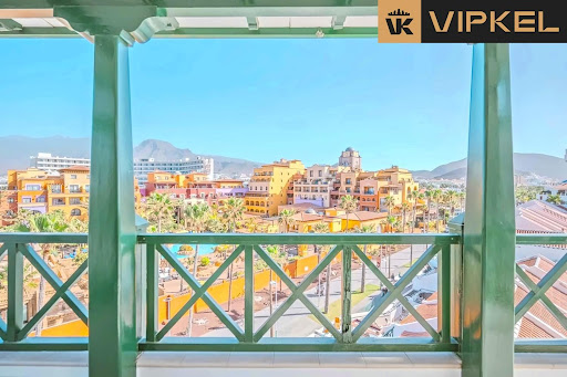 Appartement avec terrasse et piscine 2