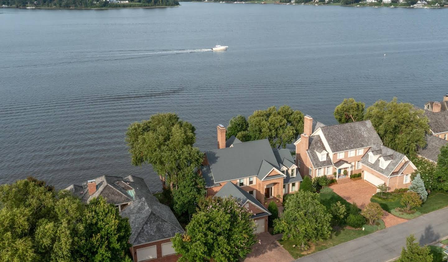 Propriété avec piscine Edgewater