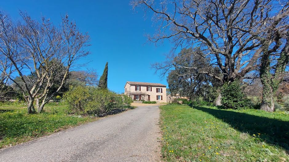 Vente propriété 8 pièces 230 m² à Trans-en-Provence (83720), 1 750 000 €