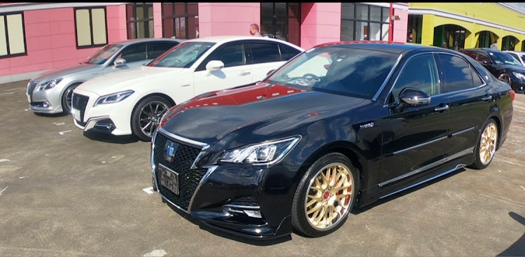 クラウンアスリートのいつもイイネ&コメントありがとうございます🙇‍♂️・千葉県 ロングウッドステーション・VIPスタイル撮影会📸・愛車クラウンが✨ヌルテカ✨・山崎会は🎶楽しいチームです👍に関するカスタム事例の投稿画像1枚目