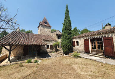 House with pool 2