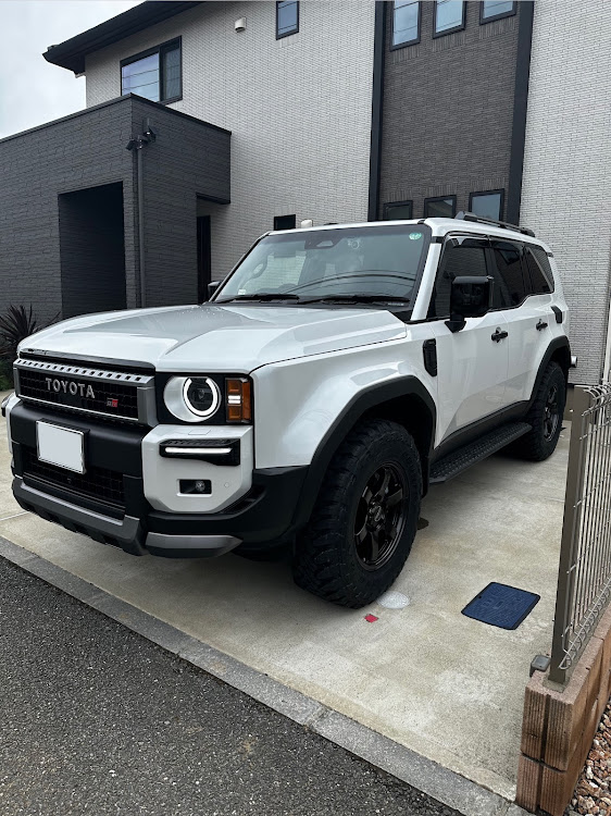 ランドクルーザー250のランドクルーザー250・RAYS・TOYO OPEN COUNTRY M/T・RAYS Gram Lights・57DR-Xに関するカスタム事例の投稿画像1枚目
