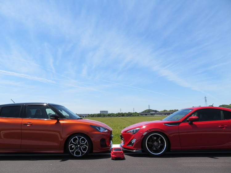 スイフトスポーツのスイフトスポーツ・zc33s・86・撮影会に関するカスタム事例の投稿画像7枚目