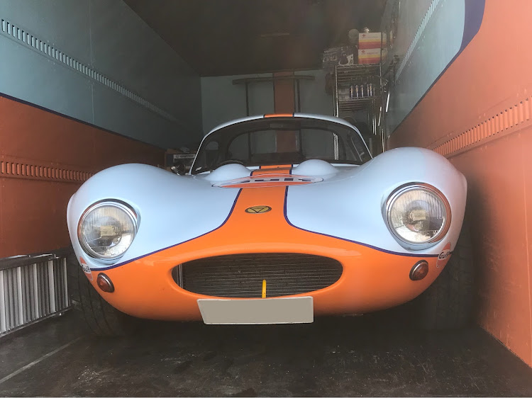 G4のドライブ・蔵王エコーライン・蔵王・Ginetta・ガルフカラーに関するカスタム事例の投稿画像2枚目