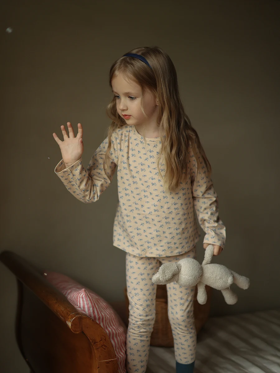 images slider number - 3