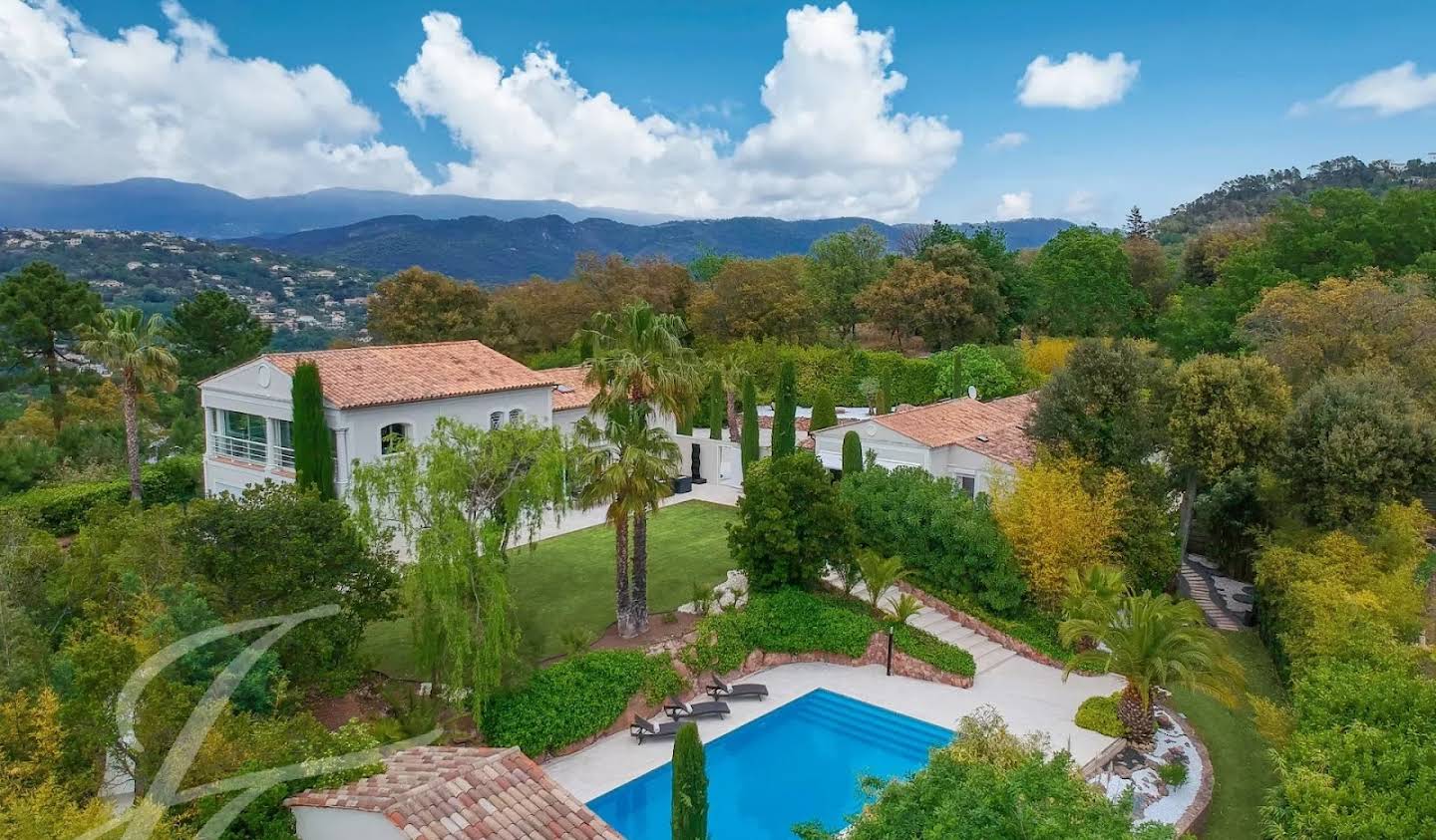 House with pool and terrace Mandelieu-la-Napoule