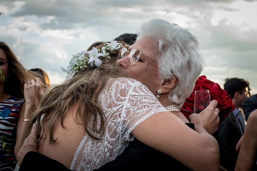 Wedding photographer Carina Rodríguez (altoenfoque). Photo of 25 September 2018