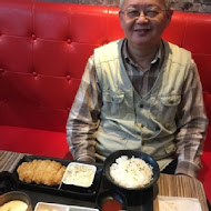 百八魚場 - 平價生魚片丼飯定食