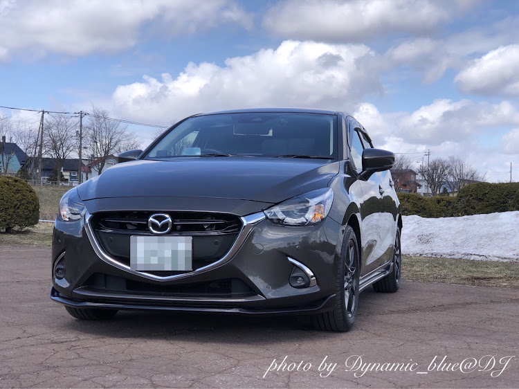 デミオのデミオSKYACTIV-G 1.5・愛車撮影・残雪に関するカスタム事例の投稿画像1枚目
