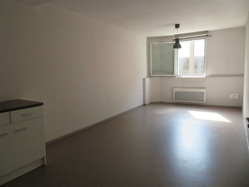 Vente appartement 2 pièces 42 m² à Lille (59000), 189 000 €