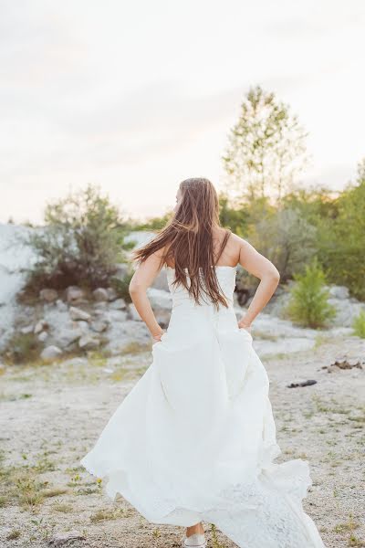 Fotógrafo de casamento Viktoriya Sklyar (sklyarstudio). Foto de 17 de janeiro 2018