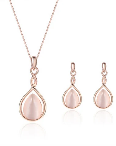 Ensemble collier et boucles d'oreil - 1