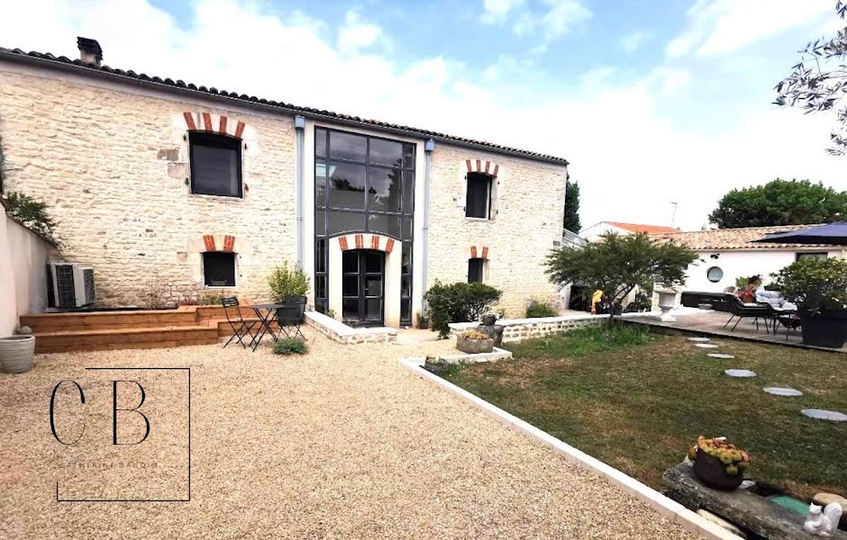 Vente maison 5 pièces 138 m² à Marsilly (17137), 869 000 €