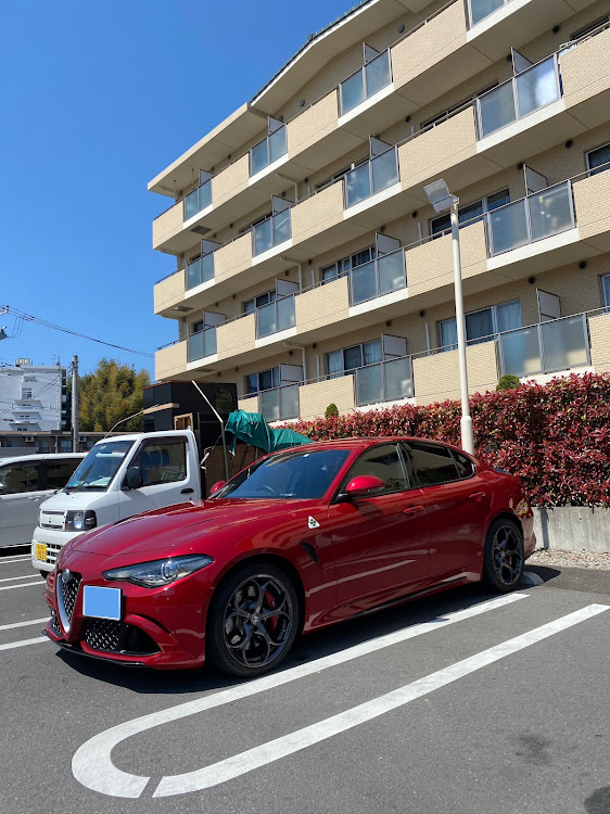 ジュリアのアルファロメオジュリア・アルファロメオ・ドライブ・ジュリアクアドリフォリオに関するカスタム事例の投稿画像3枚目