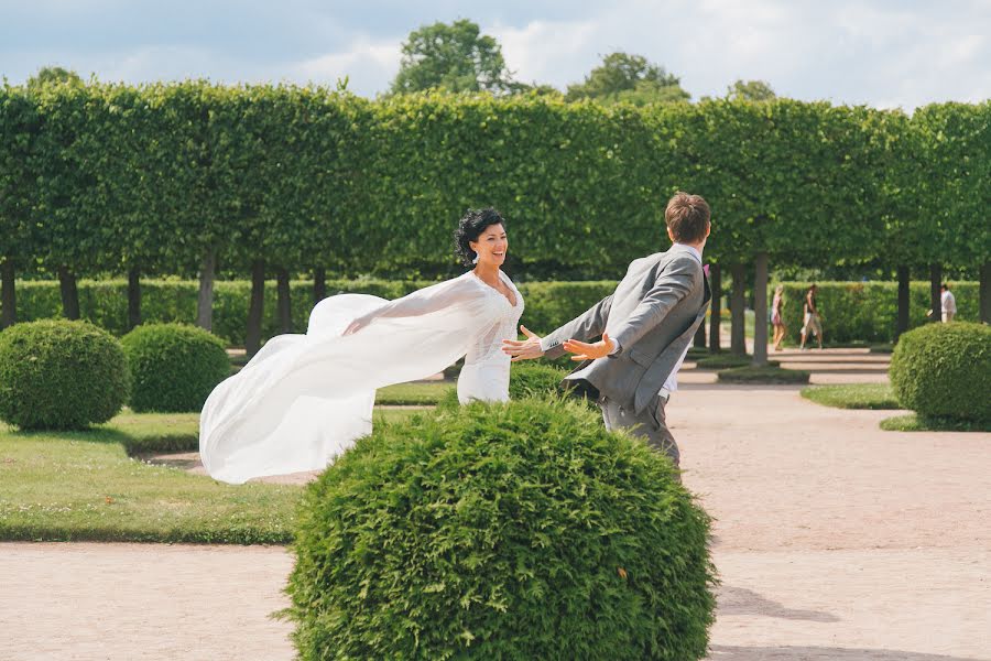 Fotografo di matrimoni Anna Evgrafova (fishfoto). Foto del 12 aprile 2014