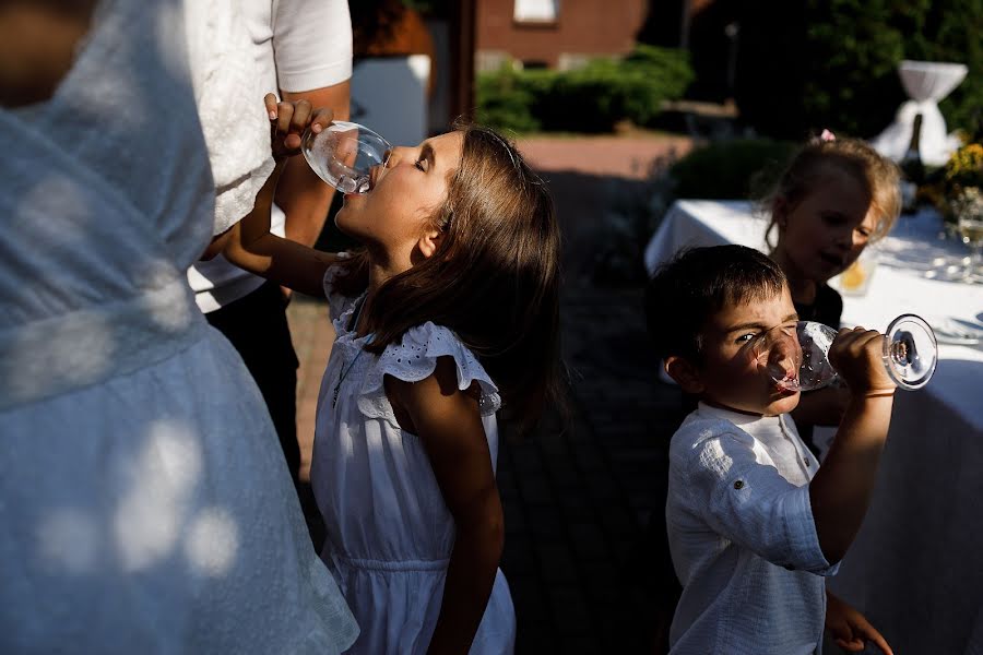 Svadobný fotograf Viktoriya Artyshevskaya (fuksija). Fotografia publikovaná 25. septembra 2020