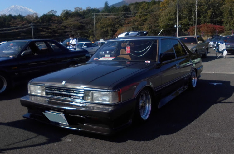 ローレルのハチマルミーティング・往復1000km越え・うちのローレルは超元気!!・乗ってる人はガッタガタ😅に関するカスタム事例の投稿画像18枚目