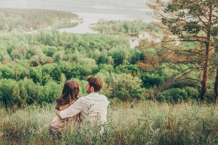 Wedding photographer Viktoriya Zhirnova (ladytory). Photo of 4 April 2020