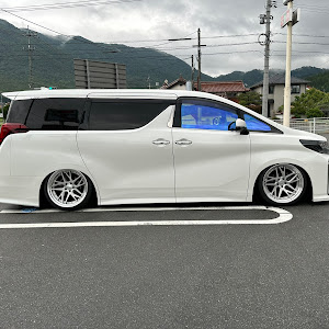アルファード