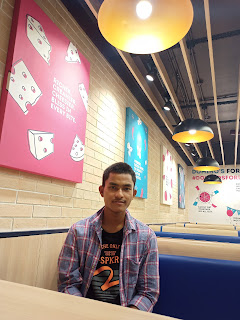 Hemanta Saikia at Domino's Pizza, Zoo Road,  photos