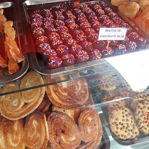 Opiniones de Panaderia Y Pastelería Flor De Venezuela en Guayaquil - Panadería